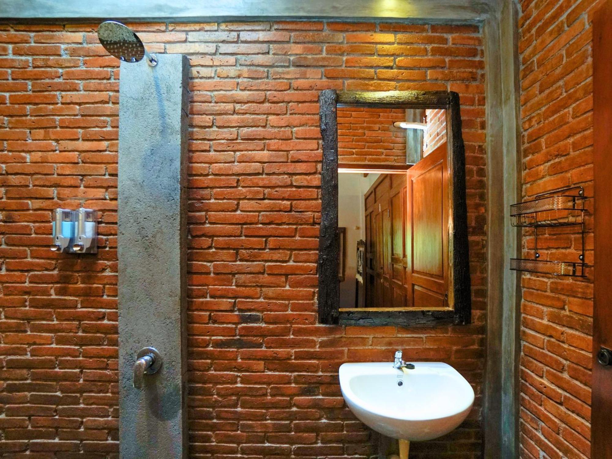 Ndalem Nitihardjan Hotel Magelang Kültér fotó